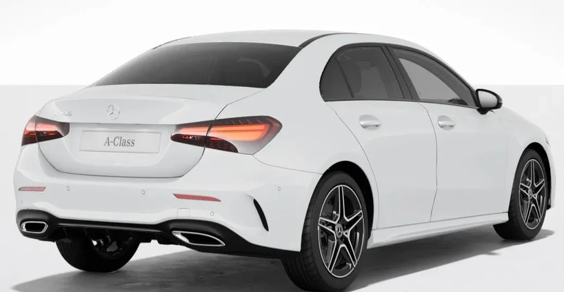 Mercedes-Benz Klasa A cena 187900 przebieg: 3800, rok produkcji 2023 z Warszawa małe 29